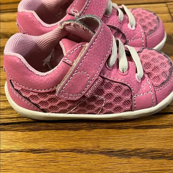 Pediped Pink Toddler Shoes - Picture 4 of 13